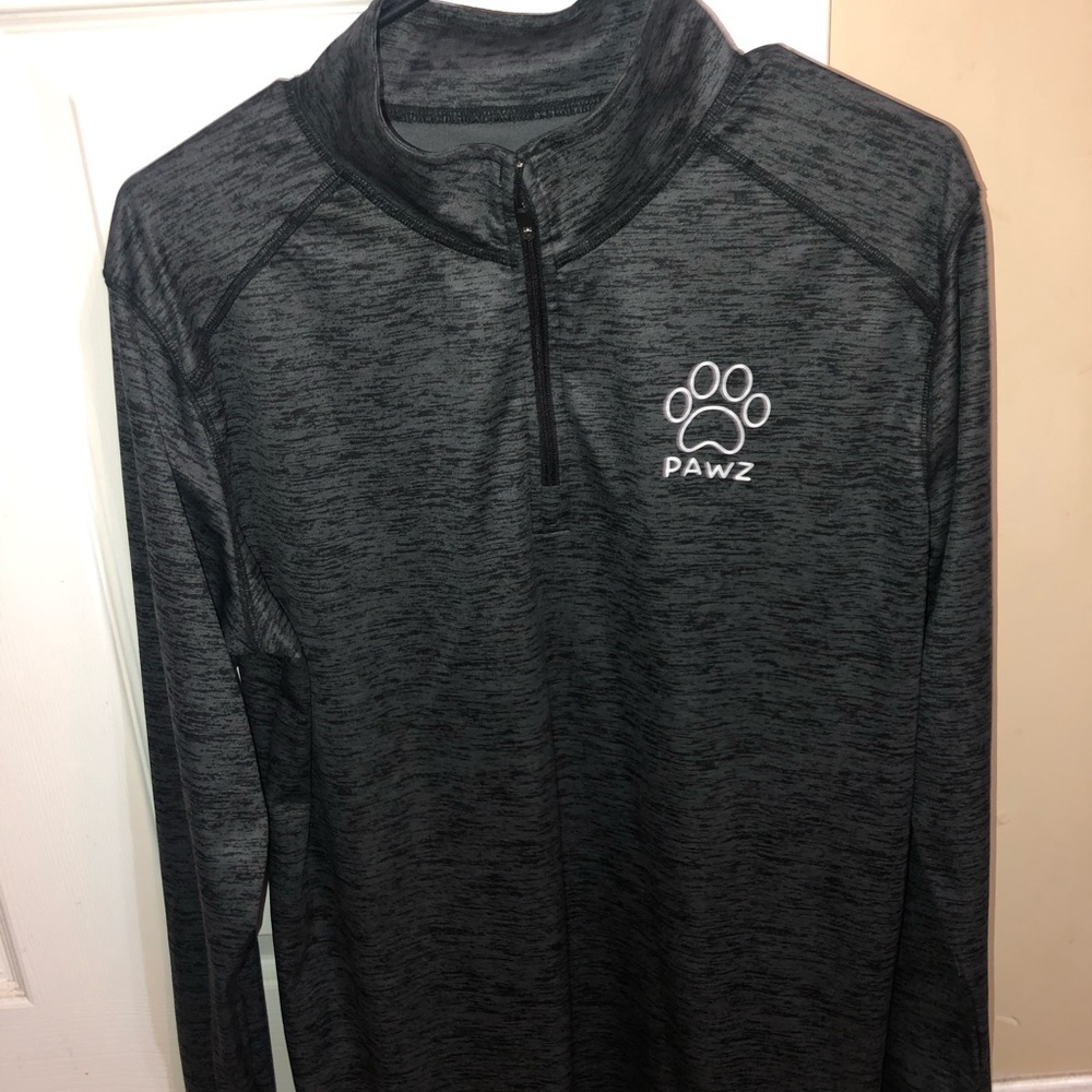 PAWZ pullover